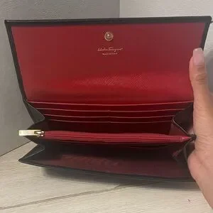 Salvatore Ferragamo | Bags | Salvatore Ferragamo Black  display picture 1